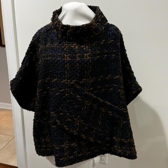 World Market Woven Cape Poncho Sweater Heavy Warm Quite Luxury Winter OS - Picture 1 of 6